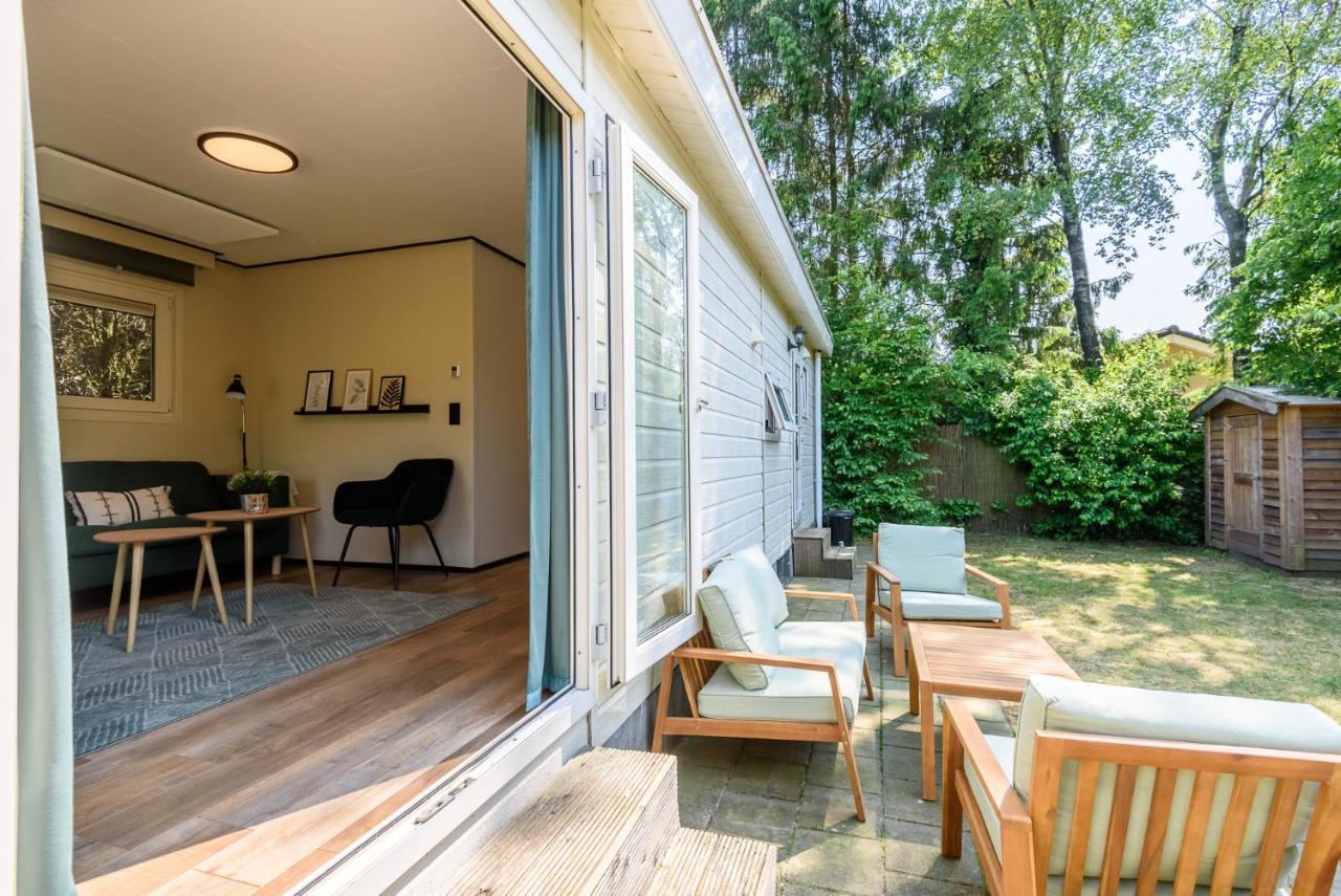 Chalet Met Eigen Tuin Aan De Veluwse Bosrand Putten Exteriér fotografie