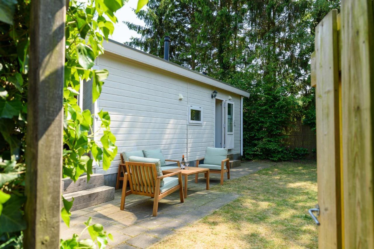 Chalet Met Eigen Tuin Aan De Veluwse Bosrand Putten Exteriér fotografie